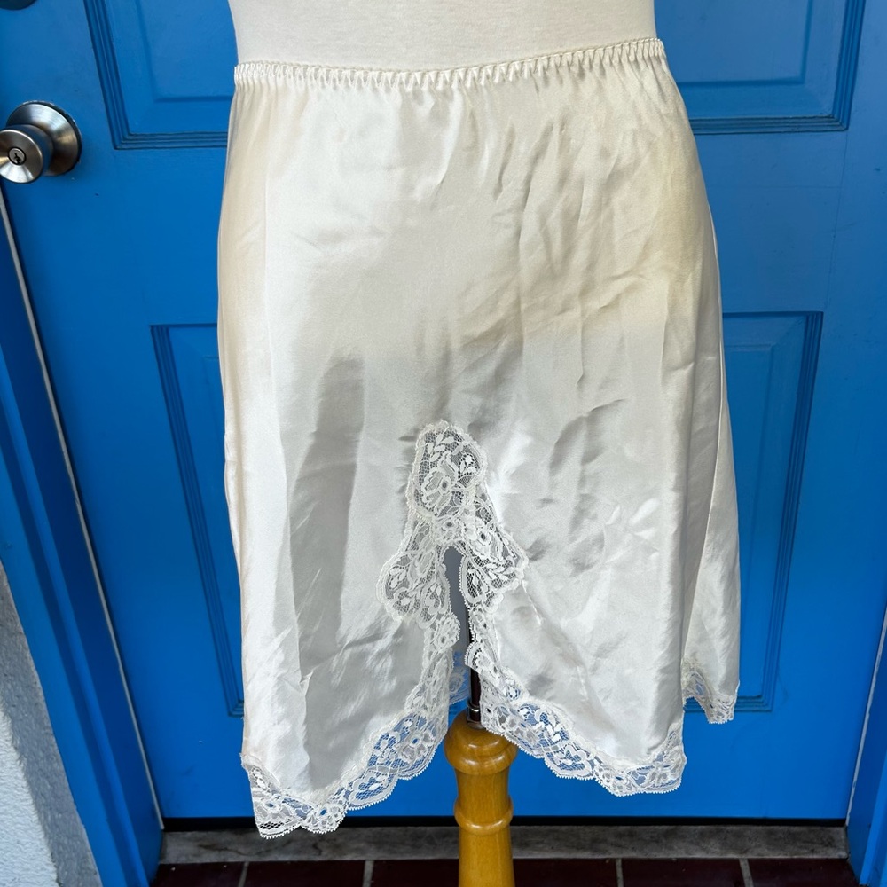 Vintage Victoria Secret White Lacey Bottom Slip, Size XS
